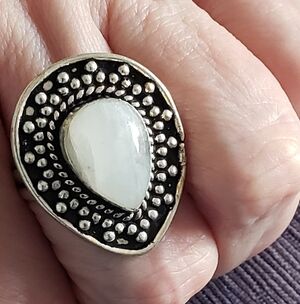 NWOT, Moonstone & Silver Handmade Ring Sz 8, Very Artistic Silver Work, Teardrop